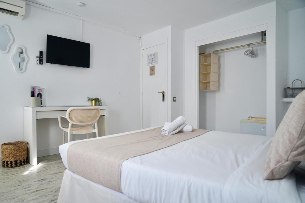 Aldara Sitges Hotel Exterior photo