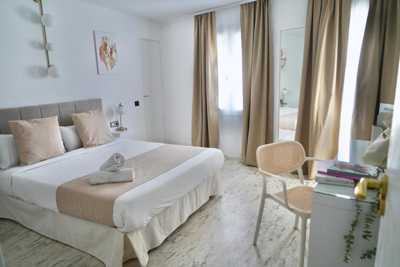 Aldara Sitges Hotel Exterior photo